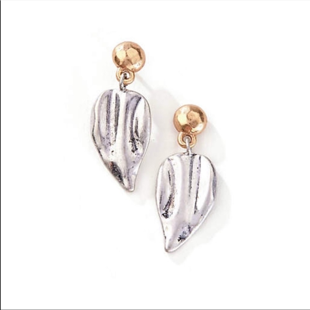 J.Jill Mixed metal leaf drop earring size 1”